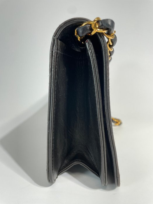Chanel - Timeless Classic Flap Medium - Shoulder bag - Image 4