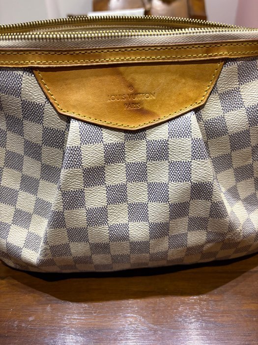 Louis Vuitton - Bag - Image 3