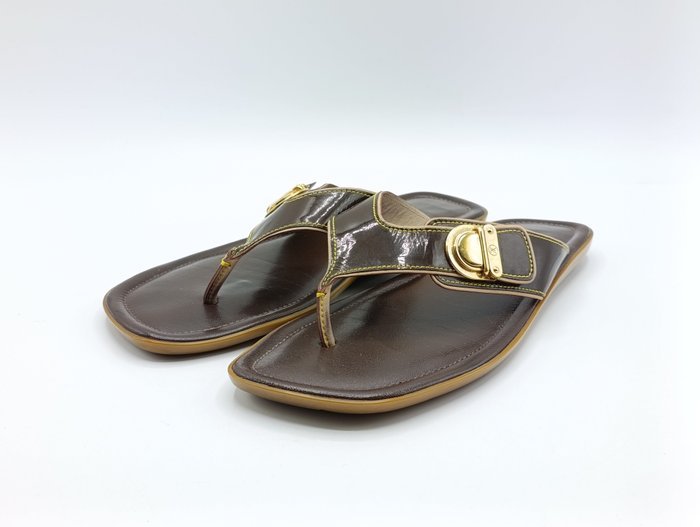 Louis Vuitton - Flip-flops - Size: EU 37 - Image 4