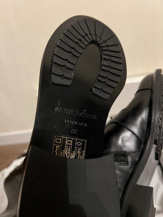 Emporio Armani - RRP 650 EUR - Boots - Size: EU 37 - New in box - Image 7