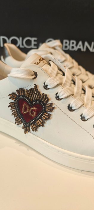 Dolce & Gabbana - Heart patch leather sneakers - Sneakers - Size: EU 39 - New with tags - Image 2