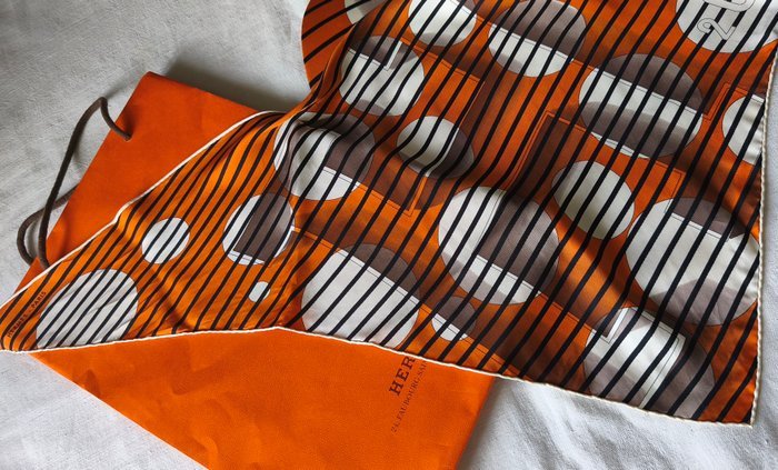 Hermès - Pointu Cap Orange H2O by Bali Barret - Foulard - Image 3