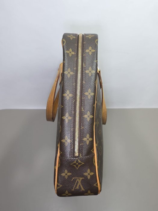 Louis Vuitton - Pegase - Suitcase - Image 8