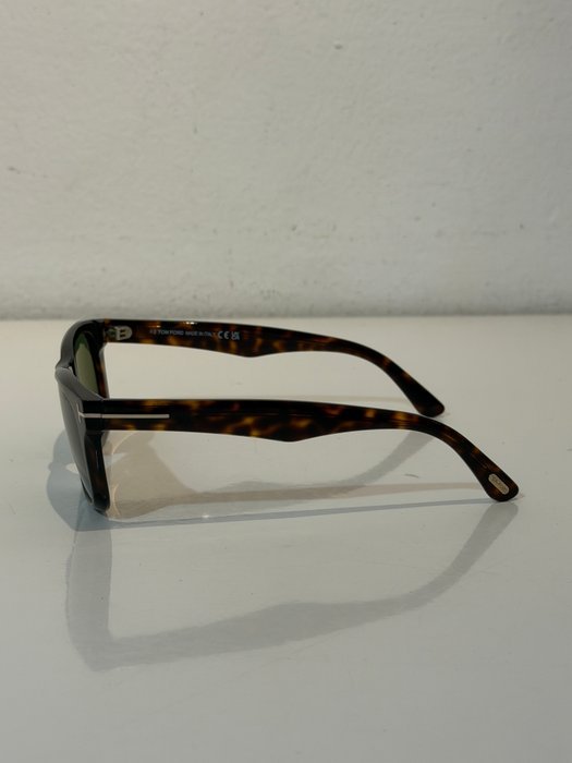 Tom Ford - FT1076-Kendel - Sunglasses - Image 4