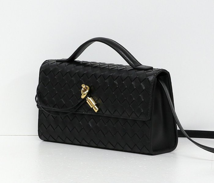 Bottega Veneta - ANDIAMO CLUTCH 25 - Bag - Image 6