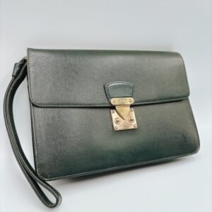 Louis Vuitton - Taiga Selenga - Clutch bag