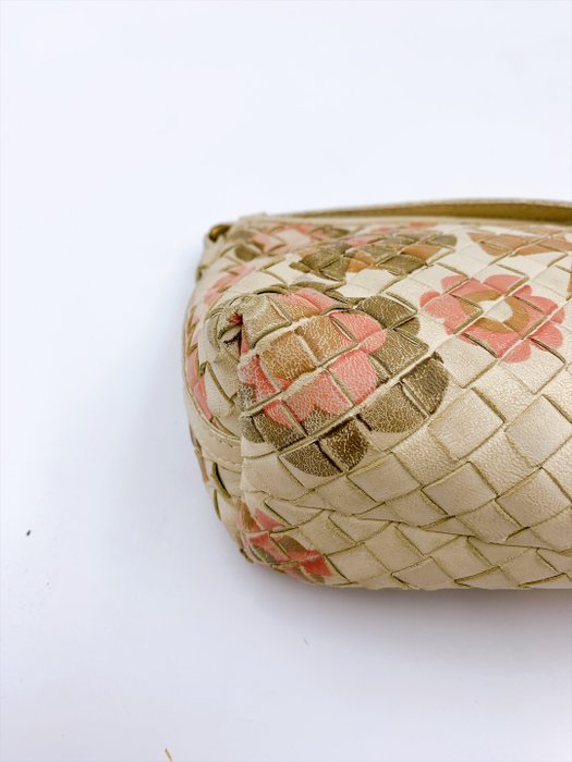 Bottega Veneta - Intrecciato floral wristlet - Shoulder bag - Image 8