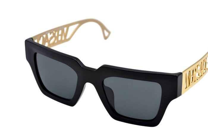 Versace - VE4431 - Made in Italy - Black Acetate & Gold Metal Design - *New Sunglasses* - Sunglasses - Image 6