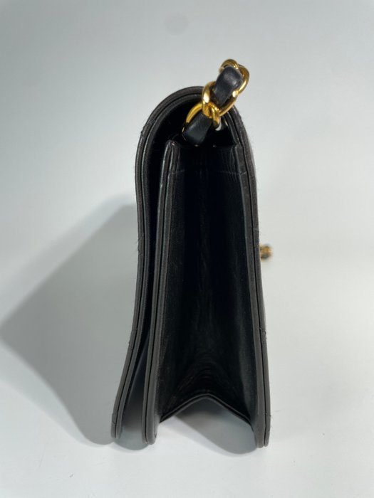 Chanel - Timeless Classic Flap Medium - Shoulder bag - Image 3