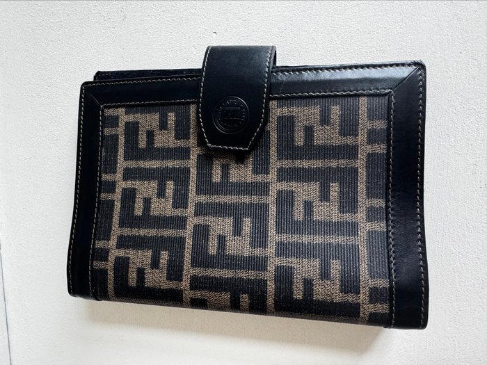 Fendi - Agenda cover - Image 3