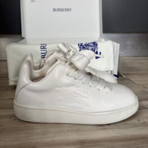 Burberry - Low Top Trainer on Rubber Sole - Sneakers - Size: EU 40