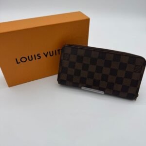 Louis Vuitton - Zippy - Zip-around wallet