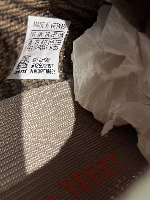 Yeezy - Yeezy Boost 350 V2 - Sneakers - Size: EU 41 - New with tags - Image 6