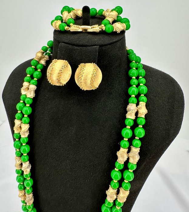 Trifari - Gold-plated - Parure