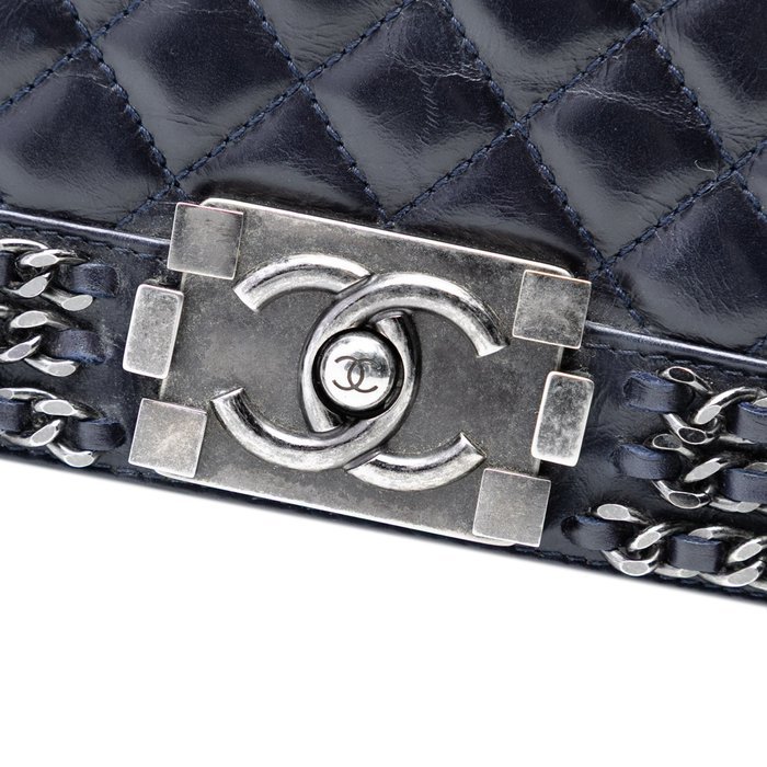 Chanel - Old Medium Quilted Glazed Calfskin Chain Around Boy Flap - Bag - Image 6
