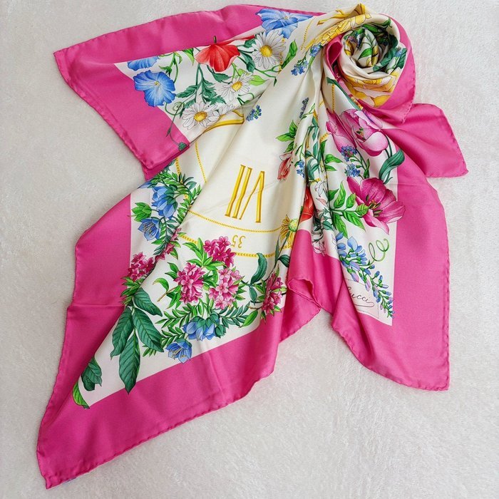 Gucci - Scarf