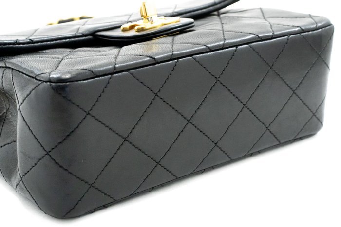 Chanel - Crossbody bag - Image 4