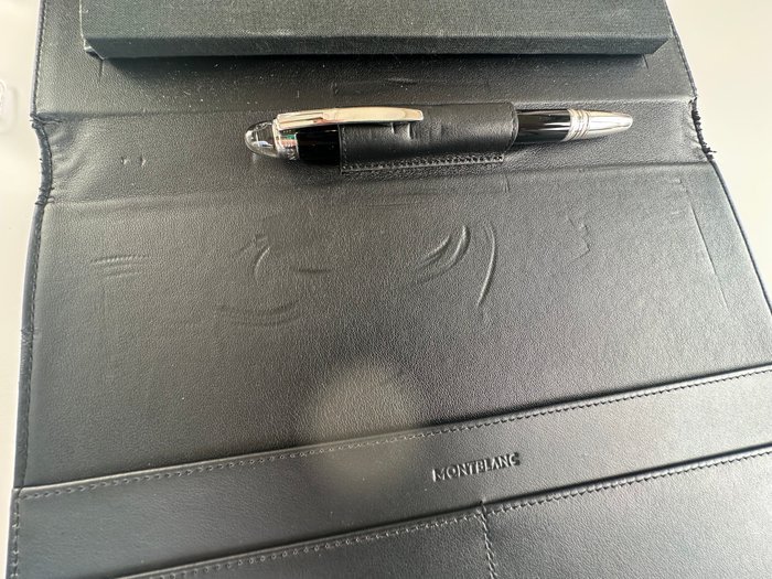 Montblanc - AUGMENTED PAPER URBAN SPIRIT BLACK MB123676 - Briefcase - Image 6