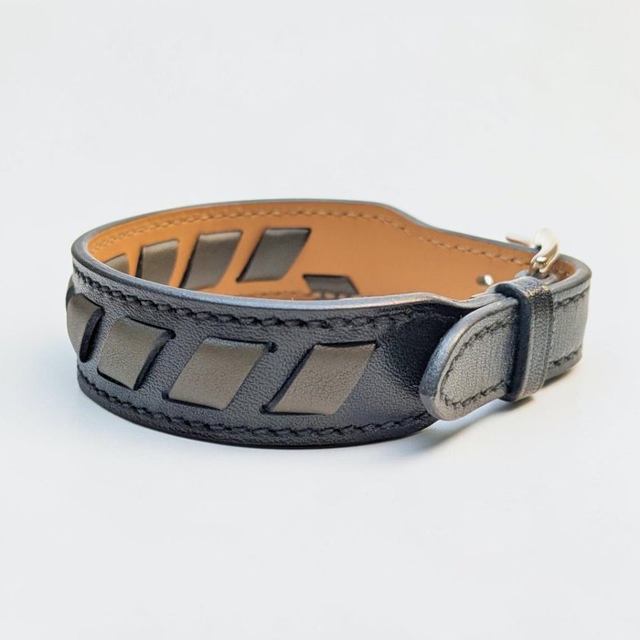 Hermès - Leather, Palladium-Plated Metal - Bracelet - Woven Cut-Out Leather Bra - Image 4