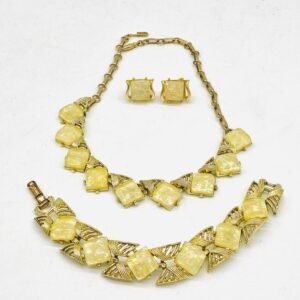 Coro - Metal, gold-colored, Lucite - 3 piece jewellery set