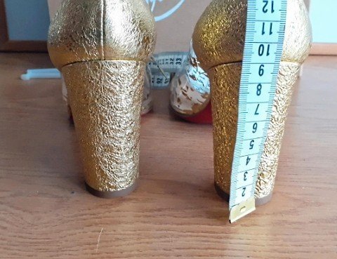 Christian Louboutin - Pumps - Size: EU 39 - New in box - Image 8
