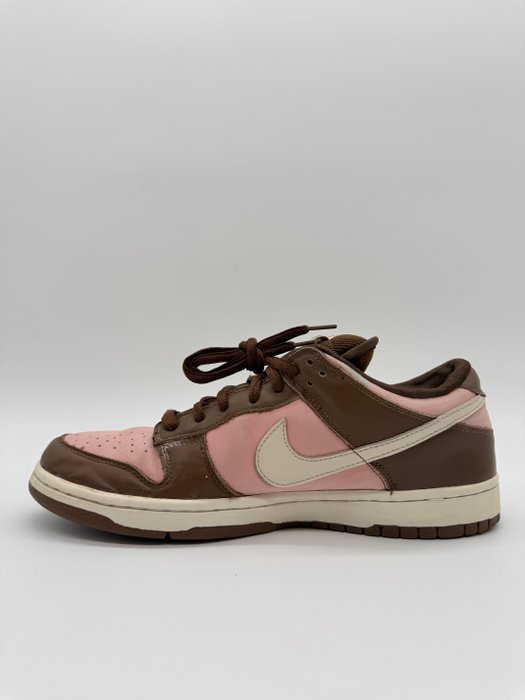 Nike - Nike SB Dunk Low Stussy Cherry - Sneakers - Size: EU 45 - Vintage - Image 2