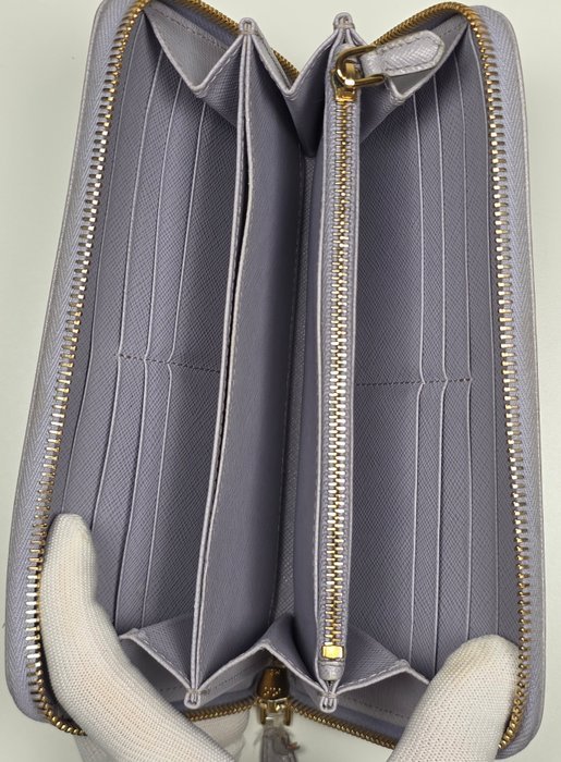 Prada - Wallet - Image 8