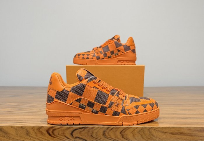 Louis Vuitton - LV Trainer Damier Pop Orange - Sneakers - Size: EU 43