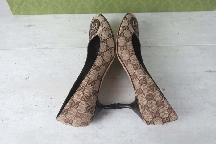 Gucci - GG Supreme Interlocking G Pumps - Pumps - Size: EU 39.5 - Image 5