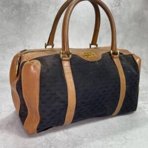 Gucci - GG Pattern. Gold Hardware - Duffle bag