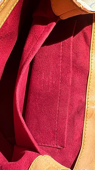 Louis Vuitton - Handbag - Image 3