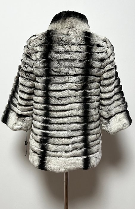 Artisan Furrier - Jacket - Image 7