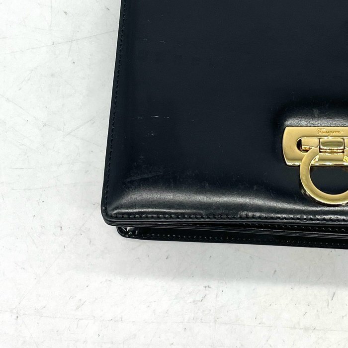 Salvatore Ferragamo - Shoulder bag - Image 6