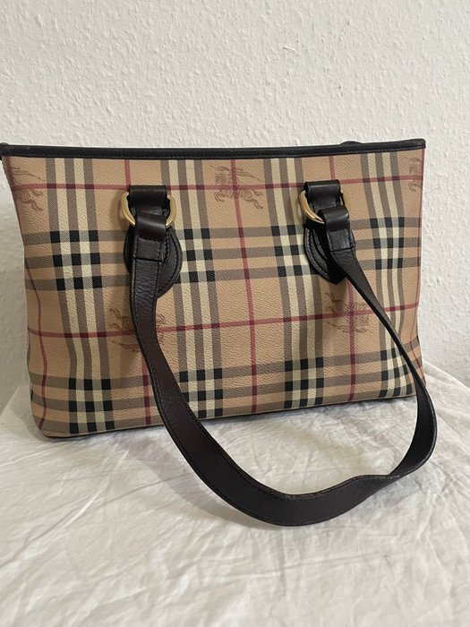 Burberry - Burberry London strong iconic Large Zip up bag - Handbag - Image 4