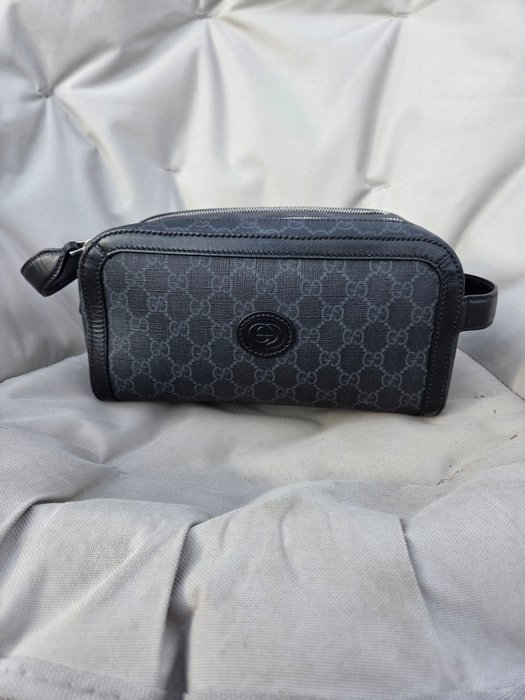 Gucci - Gucci toiletry case - Handbag