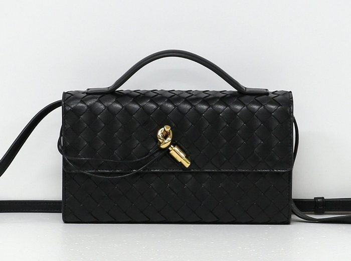 Bottega Veneta - ANDIAMO CLUTCH 25 - Bag - Image 2