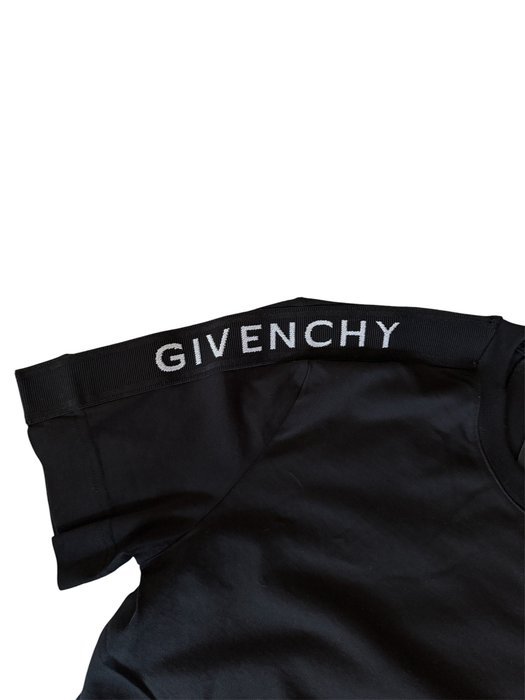 Givenchy - T-shirt - New with tags - Image 3