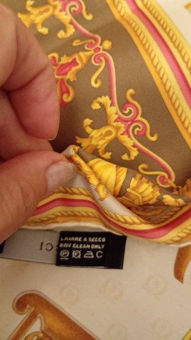 Gucci - Foulard - Image 7
