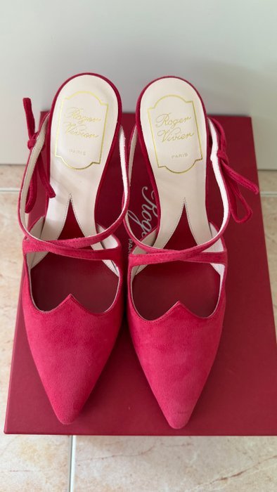 Roger Vivier - Heeled shoes - Size: EU 37.5 - New in box - Image 4