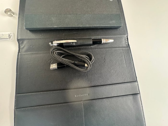 Montblanc - AUGMENTED PAPER URBAN SPIRIT BLACK MB123676 - Briefcase - Image 4