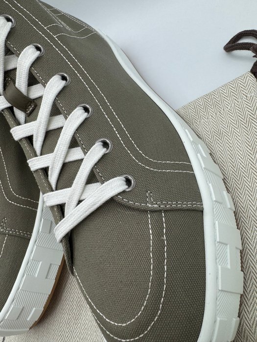 Hermès - Sneakers Maxi - Sneakers - Size: EU 42.5 - New with tags - Image 6