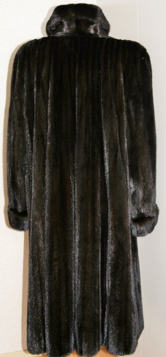 Saga Furs - Fur coat - Image 6