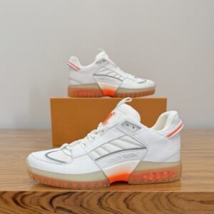 Louis Vuitton - A View - Sneakers - Size: EU 40.5