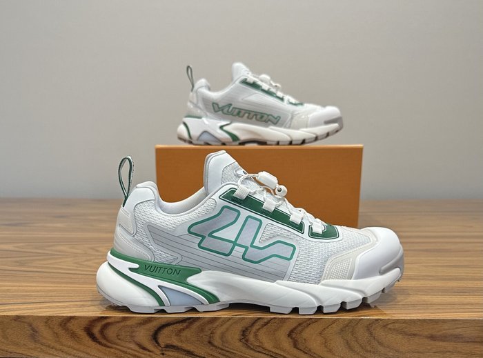 Louis Vuitton - Runner Tatic - Sneakers - Size: EU 40.5 - Image 2