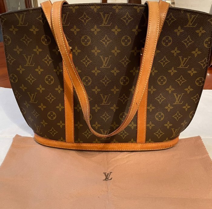 Louis Vuitton - Shoulder bag