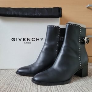 Givenchy - Boots - Size: EU 38