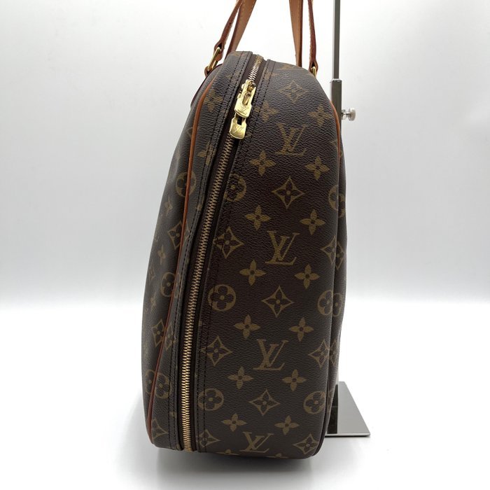 Louis Vuitton - Excursion - Handbag - Image 4