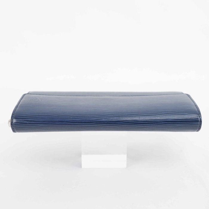 Louis Vuitton - Epi Leather Wallet Blue Long Wallet Silver-Tone Hardware Made in Spain - Wallet - Image 6
