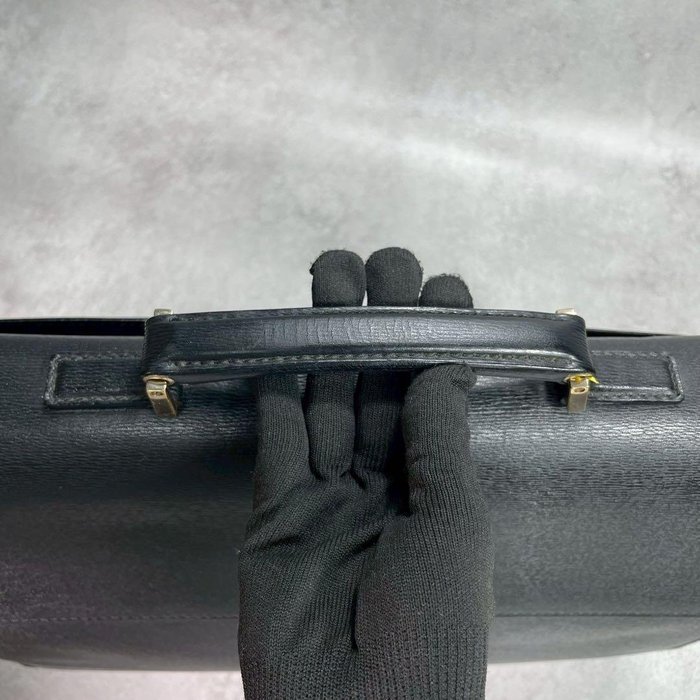 Gucci - Gold Hardware - Handbag - Image 4