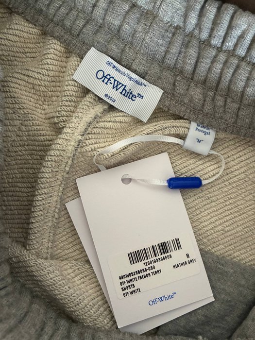 Off White - Shorts - New with tags - Image 4